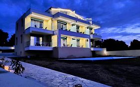 Air-In Rooms With Magnificent Views